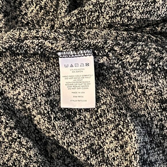 Painted Threads Elizabeth Cardigan - Picture 5 of 5